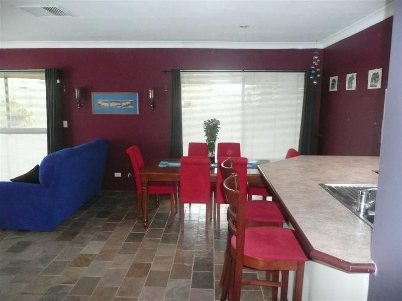 30 Golden Crescent, High Wycombe WA 6057