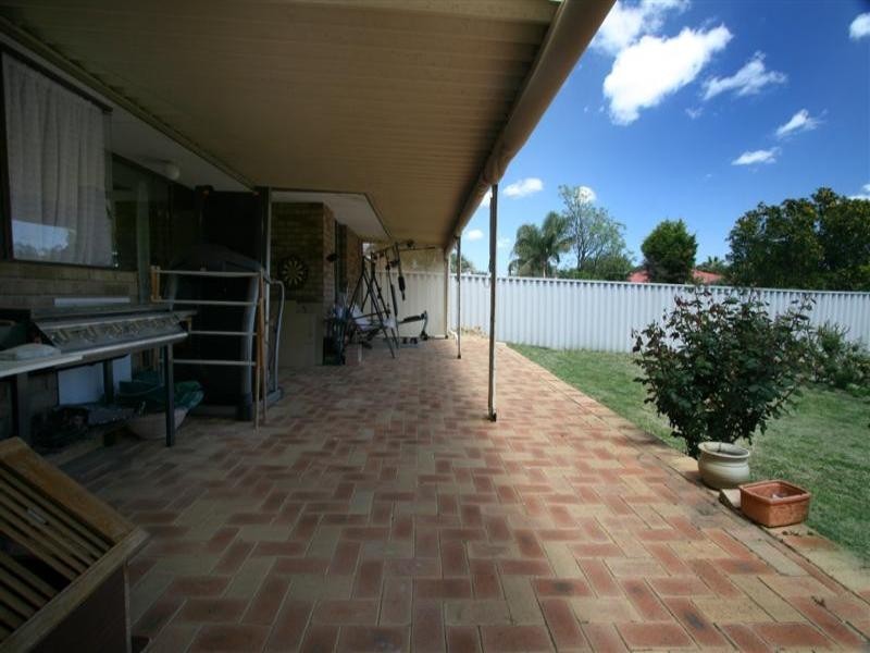 36 Kookaburra Crescent, High Wycombe WA 6057