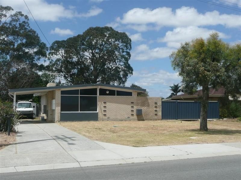 35 Wittenoom Road, High Wycombe WA 6057