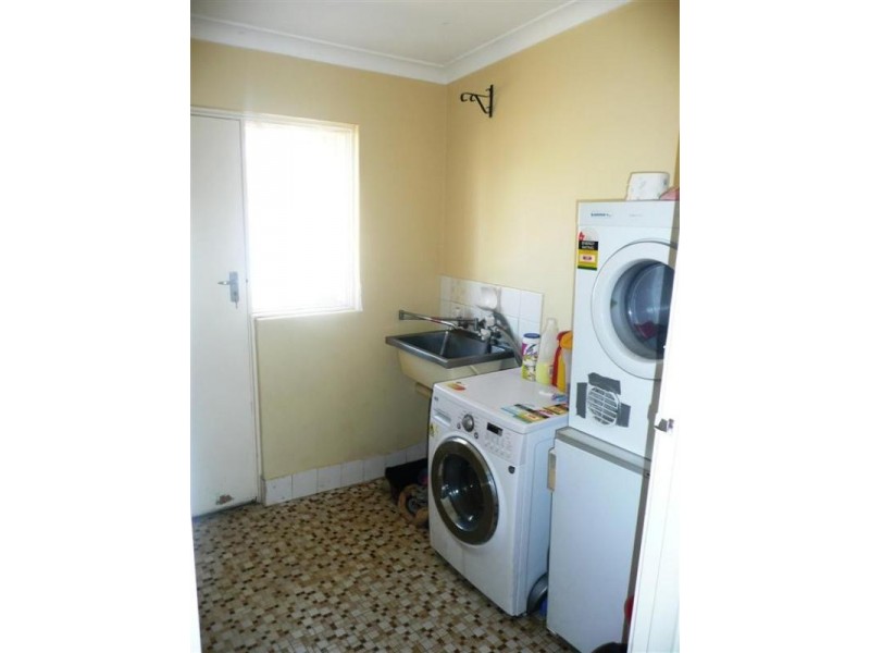 35 Wittenoom Road, High Wycombe WA 6057