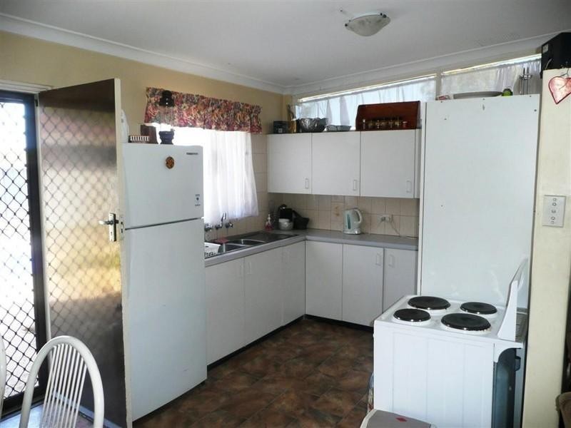 35 Wittenoom Road, High Wycombe WA 6057