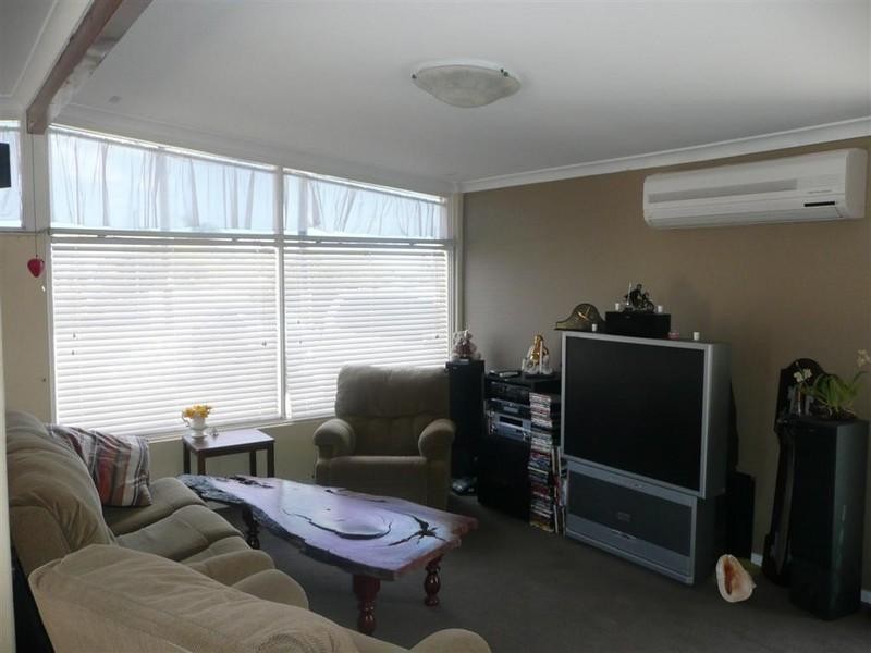 35 Wittenoom Road, High Wycombe WA 6057