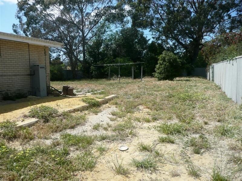 35 Wittenoom Road, High Wycombe WA 6057