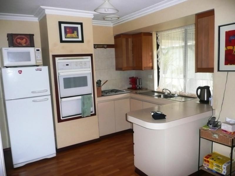 4 Jabiru Court, High Wycombe WA 6057