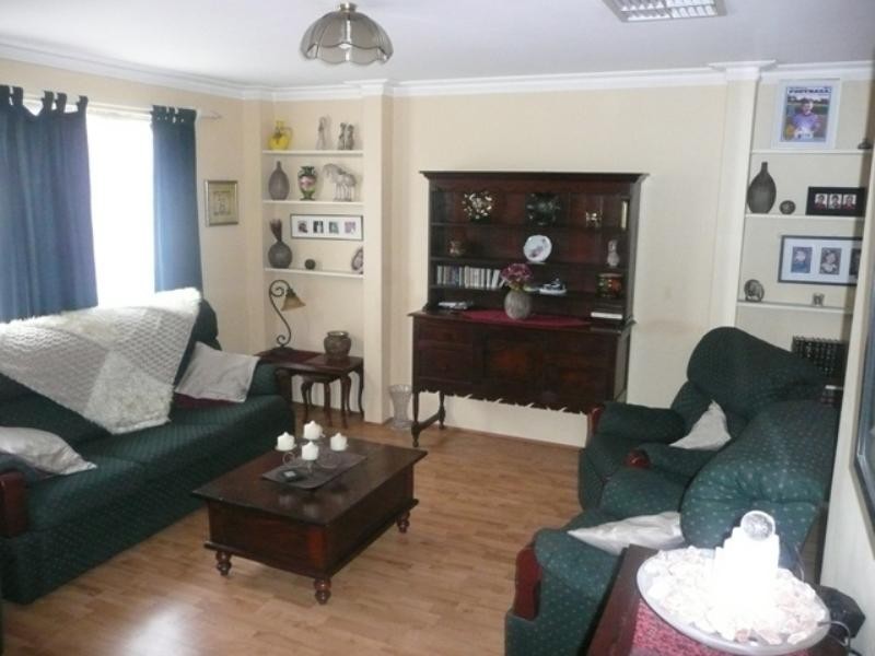 4 Jabiru Court, High Wycombe WA 6057