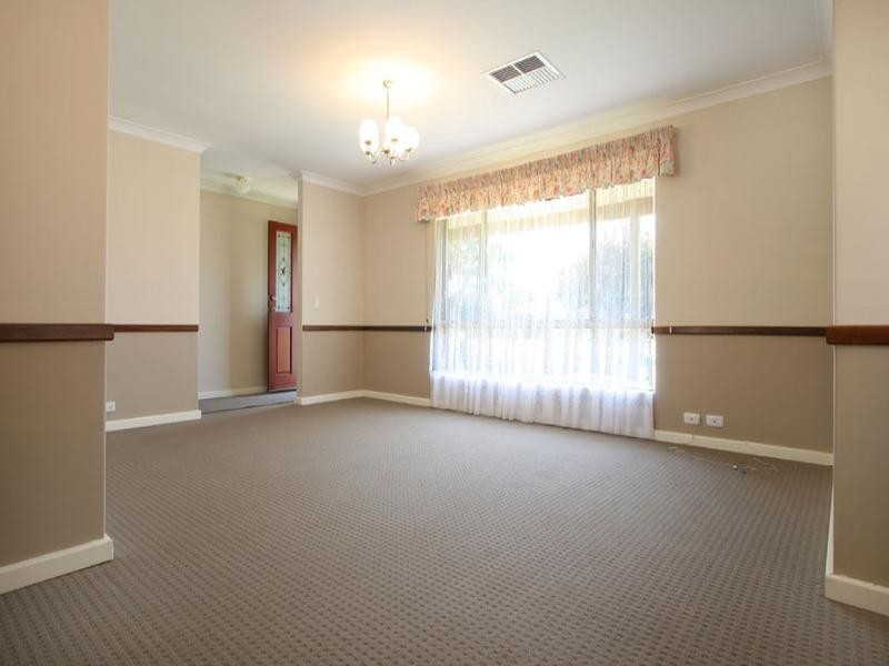 45 Swallow Loop, High Wycombe WA 6057