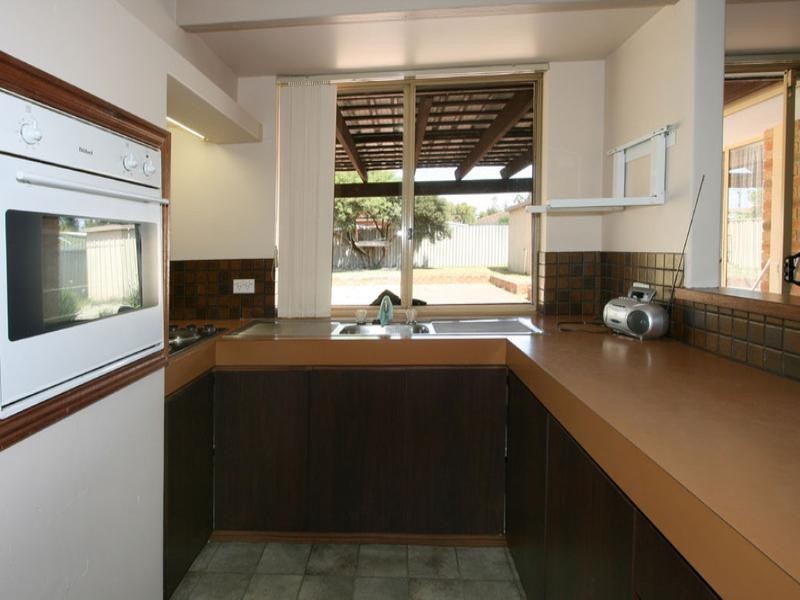 45 Swallow Loop, High Wycombe WA 6057