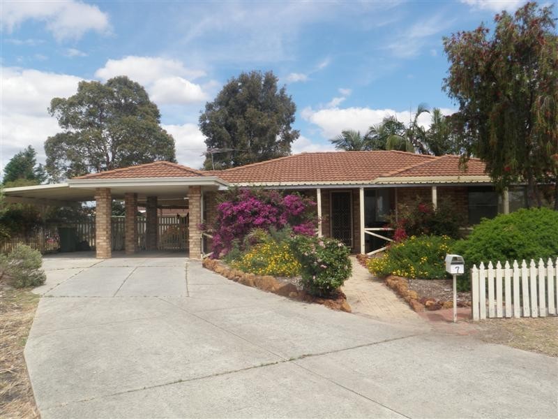 7 Quail Court, High Wycombe WA 6057