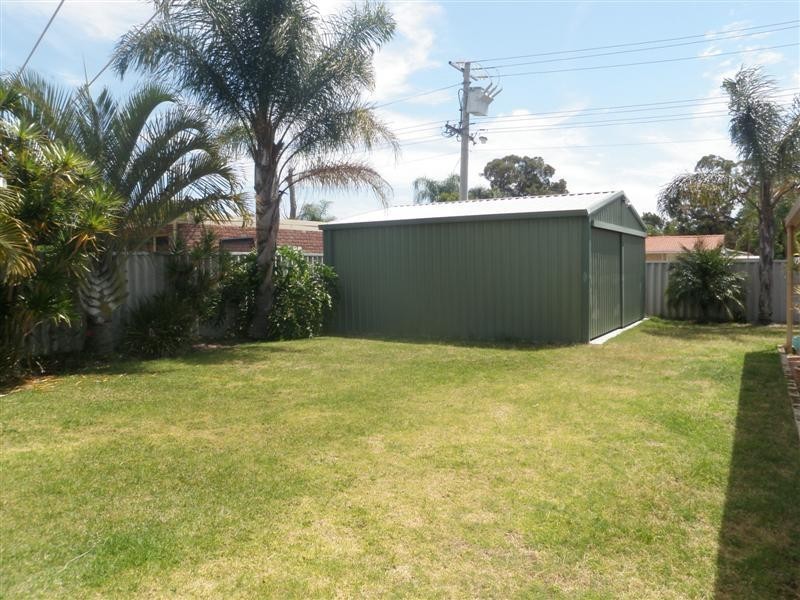 2 Teal Court, High Wycombe WA 6057