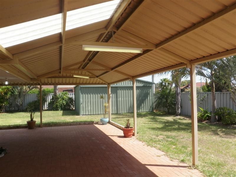 2 Teal Court, High Wycombe WA 6057