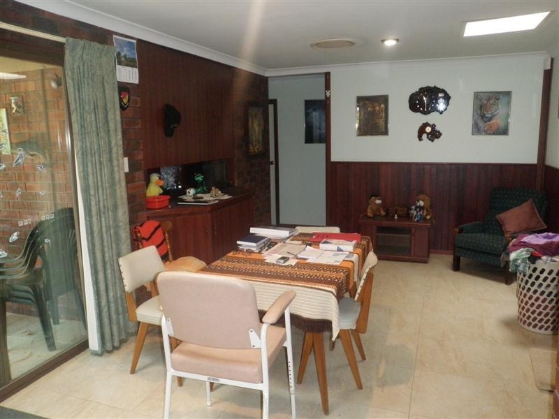 2 Chancery Court, Forrestfield WA 6058