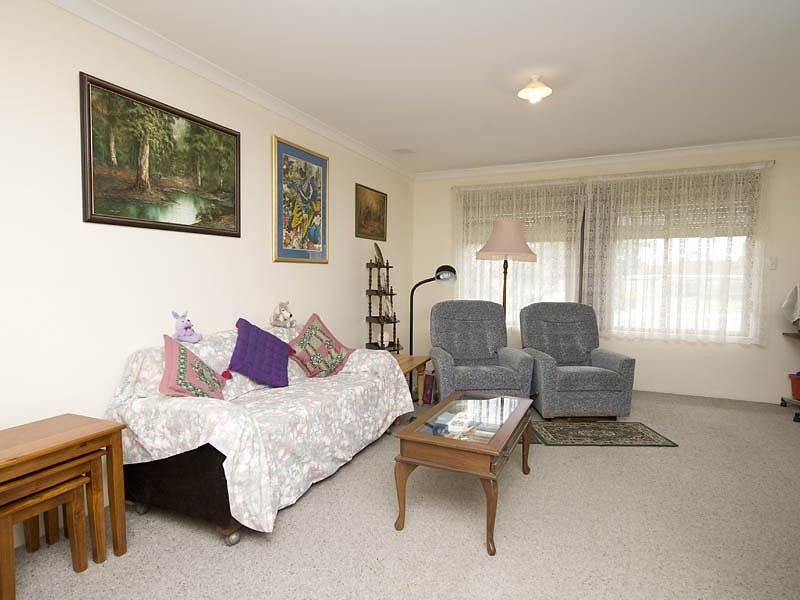 7 Leith Place, High Wycombe WA 6057