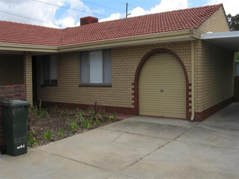 1 Lansing Street, Queens Park WA 6107