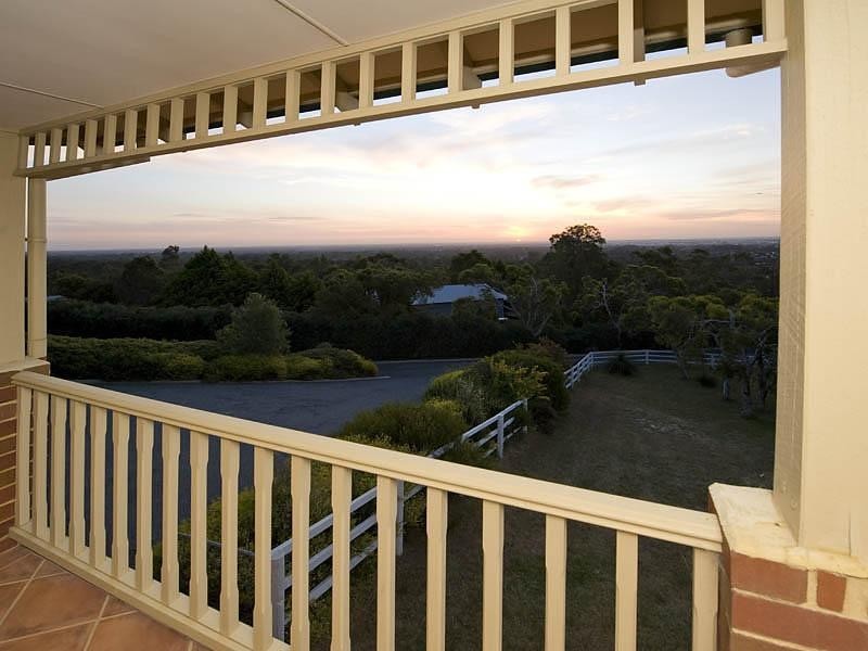 198 Lewis Road, Forrestfield WA 6058