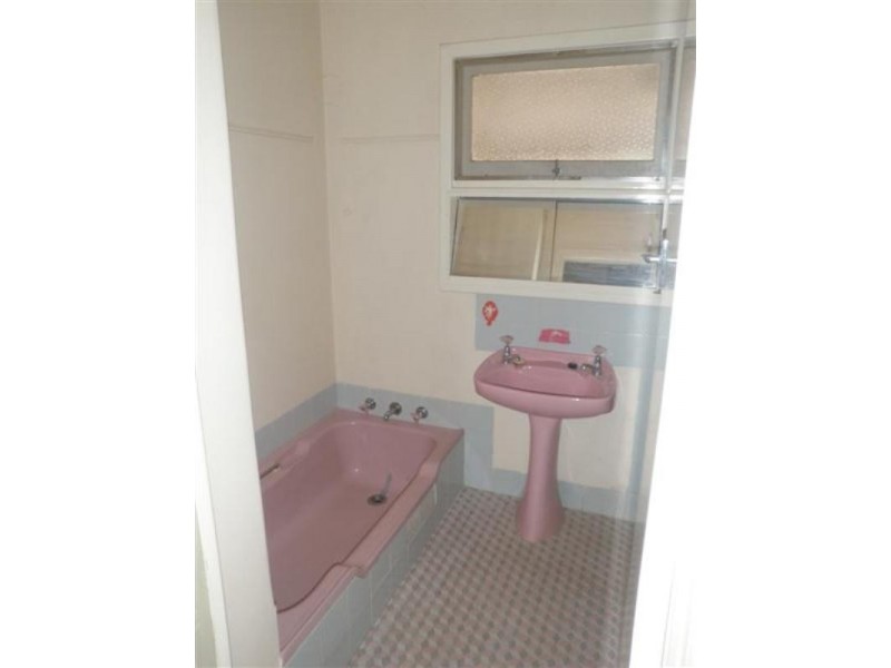 61 Cyril Road, High Wycombe WA 6057