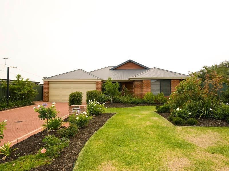 62 Larwood Crescent, High Wycombe WA 6057