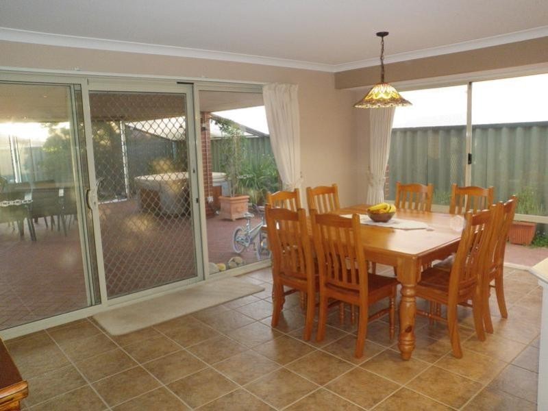 23 Oldham Pass, High Wycombe WA 6057