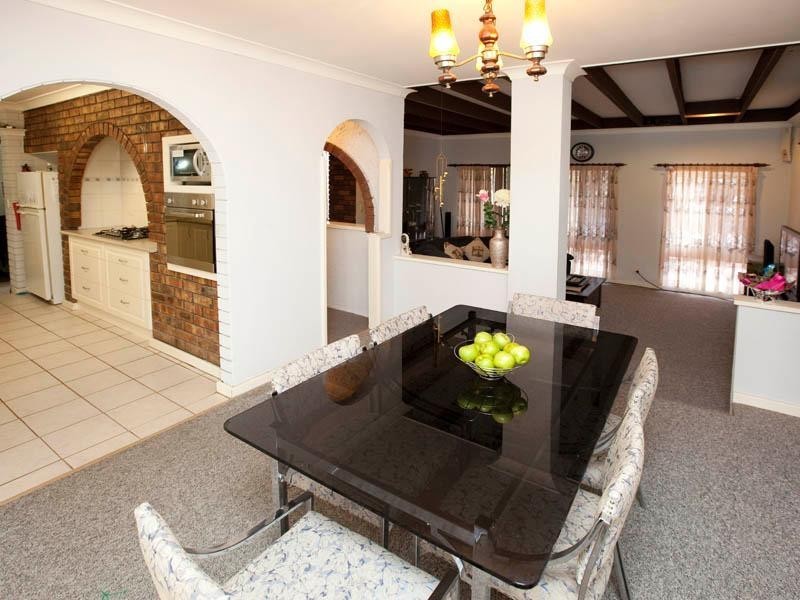 3 HIbiscus Drive, Forrestfield WA 6058