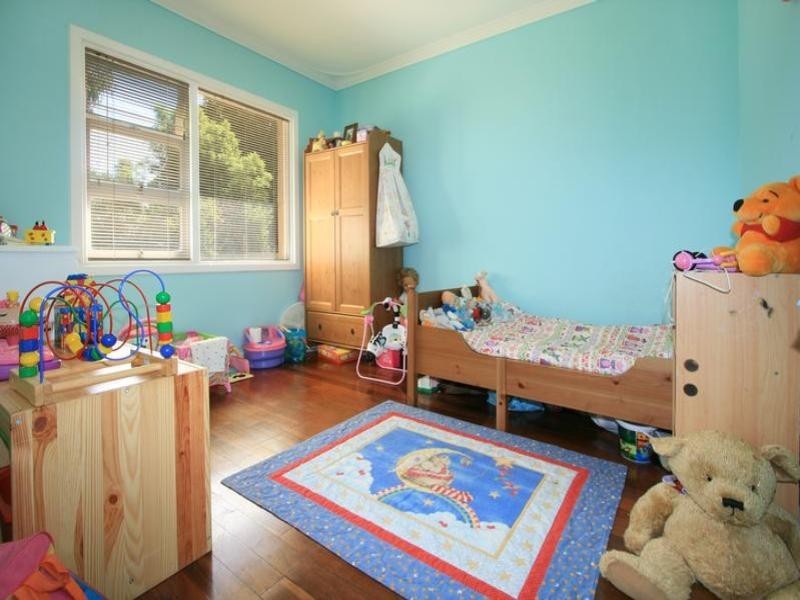 1 Kathleen Close, Maida Vale WA 6057