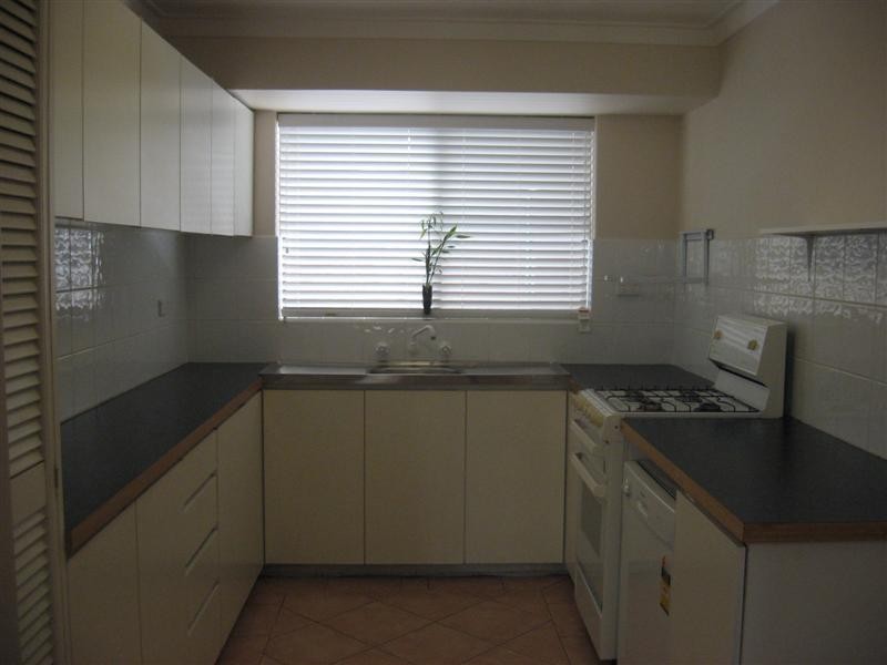 18 Karu Road, Kalamunda WA 6076