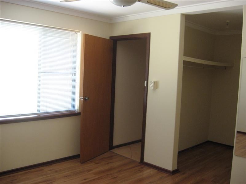 18 Karu Road, Kalamunda WA 6076