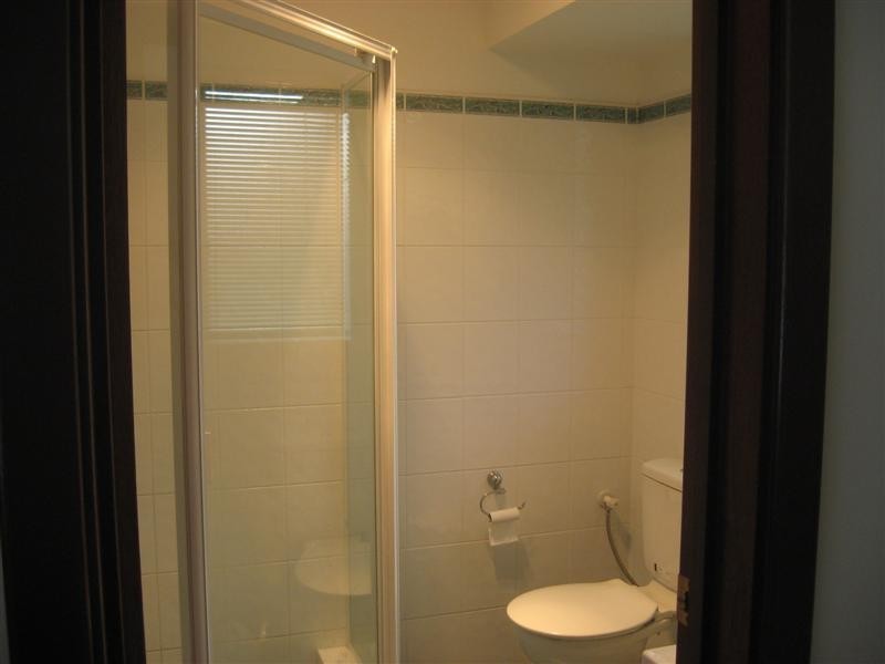 18 Karu Road, Kalamunda WA 6076