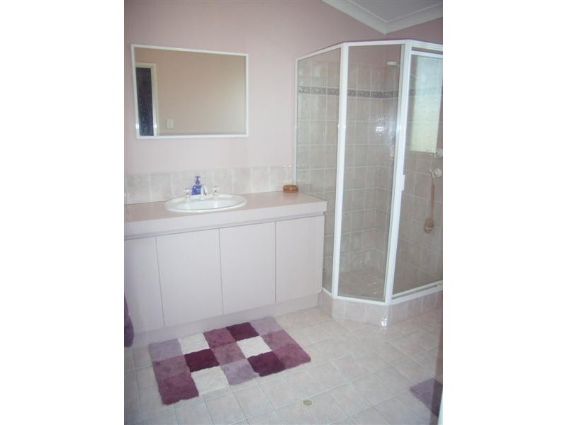 1 Birrine Gardens, High Wycombe WA 6057