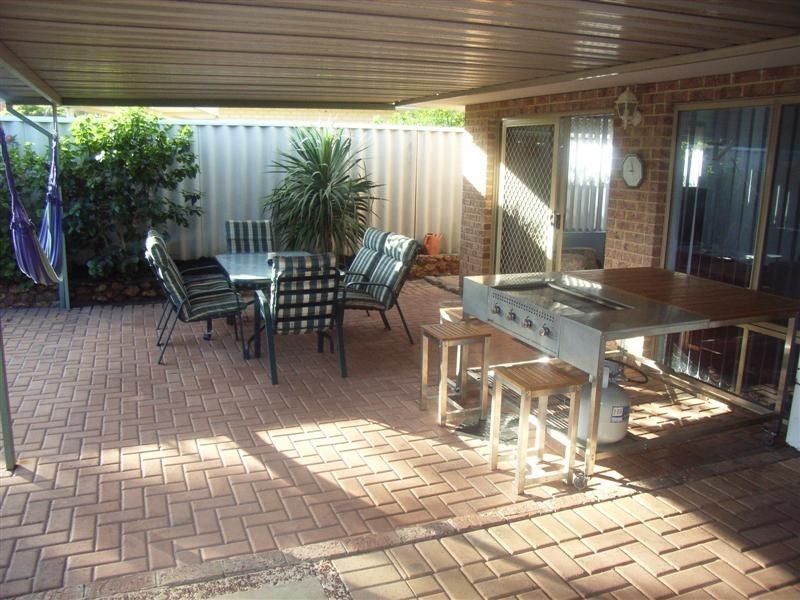 1 Birrine Gardens, High Wycombe WA 6057