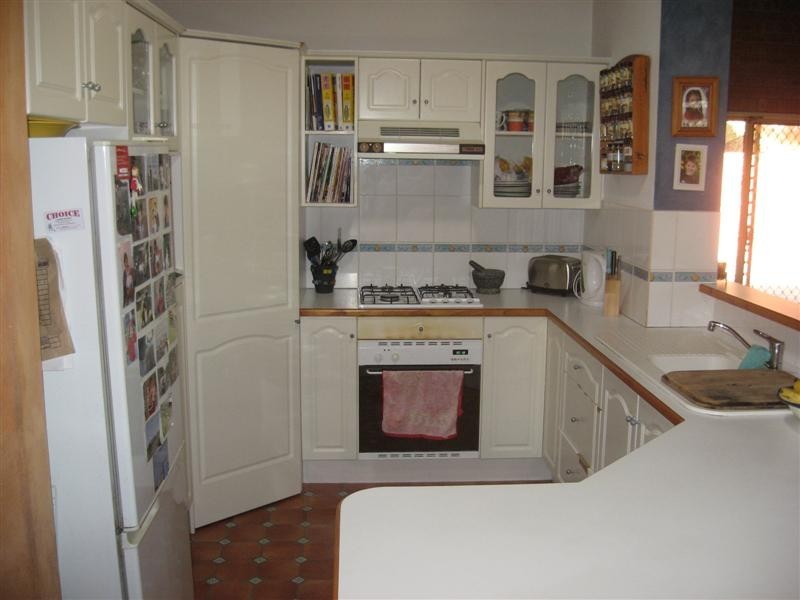 37 Swan Road, High Wycombe WA 6057