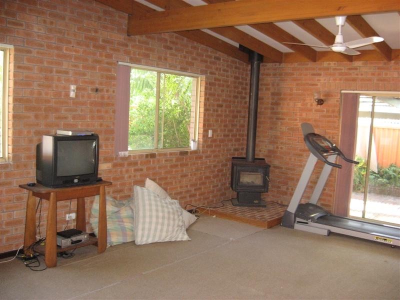 37 Swan Road, High Wycombe WA 6057