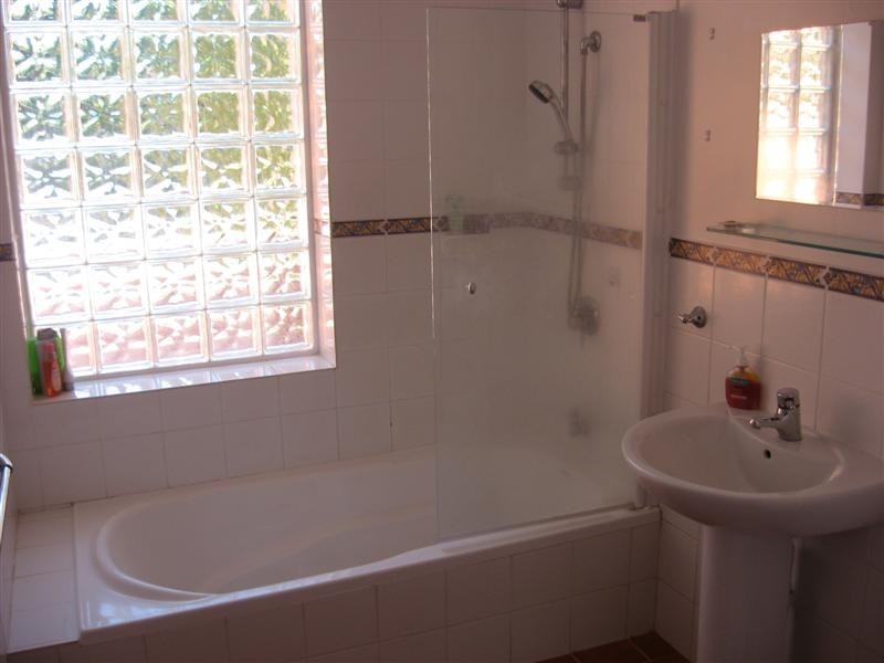37 Swan Road, High Wycombe WA 6057