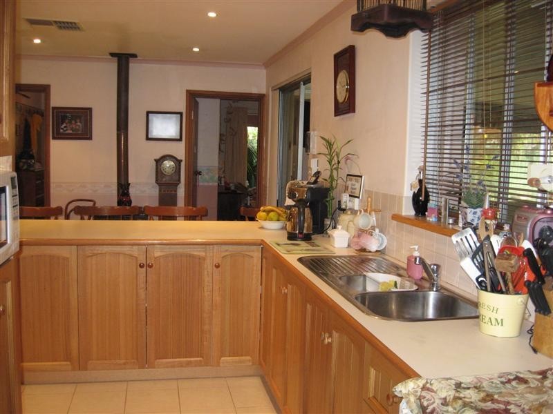 34 Stevens Road, High Wycombe WA 6057