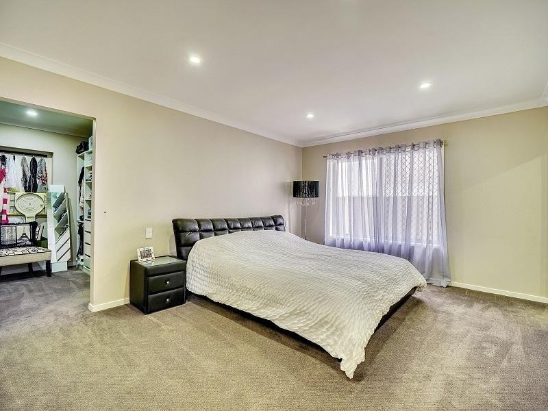 12 Tandara Street, Rochedale South QLD 4123