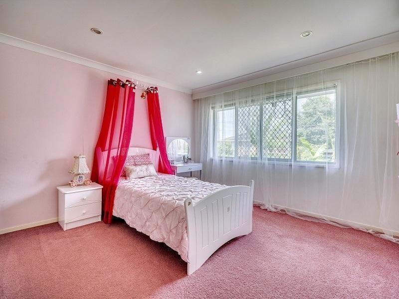 12 Tandara Street, Rochedale South QLD 4123