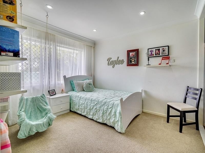 12 Tandara Street, Rochedale South QLD 4123