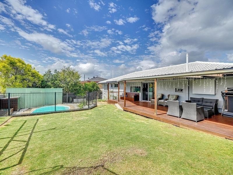 12 Tandara Street, Rochedale South QLD 4123