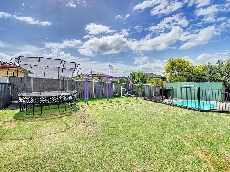 12 Tandara Street, Rochedale South QLD 4123