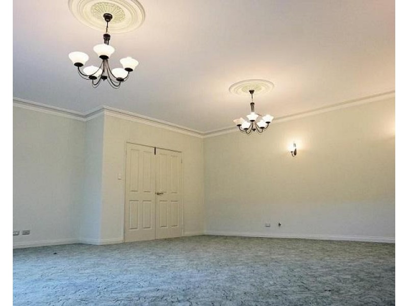 83 Cook Avenue, Hillarys WA 6025