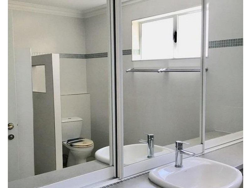 83 Cook Avenue, Hillarys WA 6025