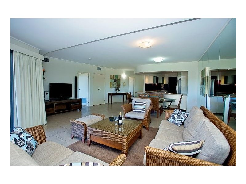 409/4 Beaches Village Circuit, Agnes Water QLD 4677