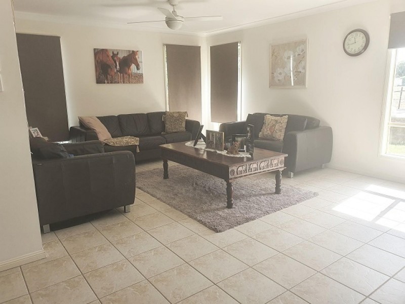 13 Walker Road, Gleneagle QLD 4285