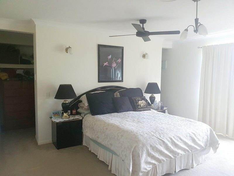 13 Walker Road, Gleneagle QLD 4285