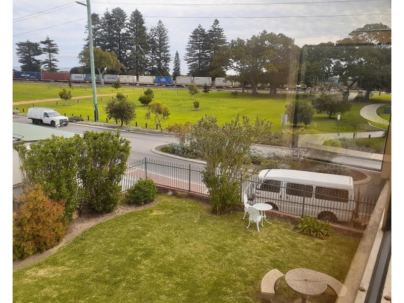 1 Douro Road, South Fremantle WA 6162