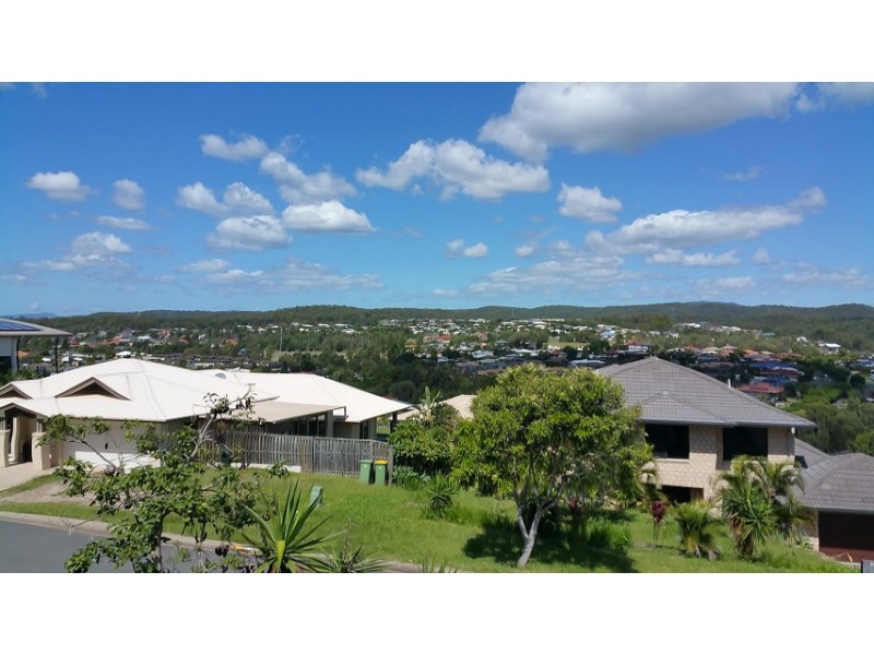 20 Angourie Crescent, Pacific Pines QLD 4211