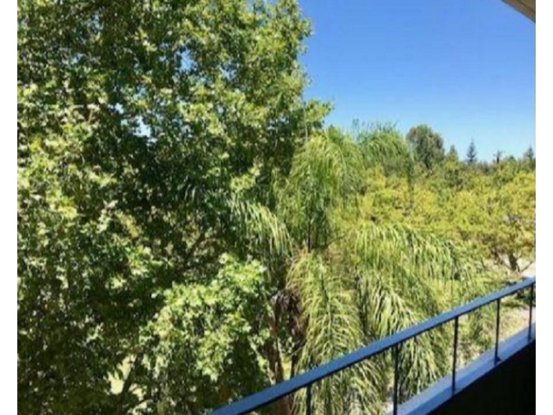 132 Mounts Bay Road, Perth WA 6000