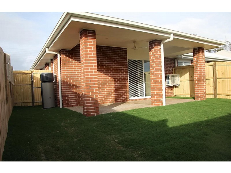 2/24 Arburry Crescent, Brassall QLD 4305