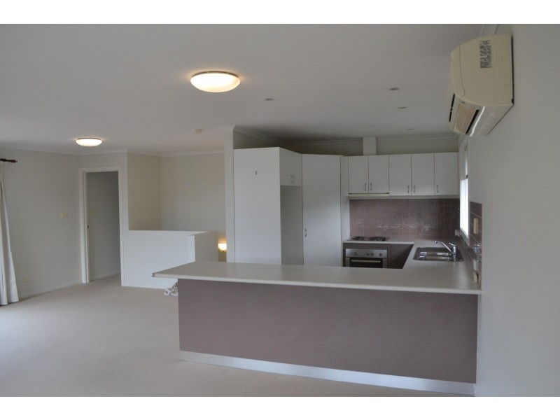 1/27 Auburn Road, Kingston Beach TAS 7050