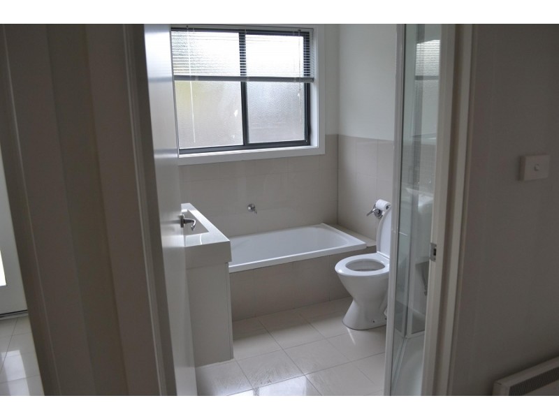 1/27 Auburn Road, Kingston Beach TAS 7050