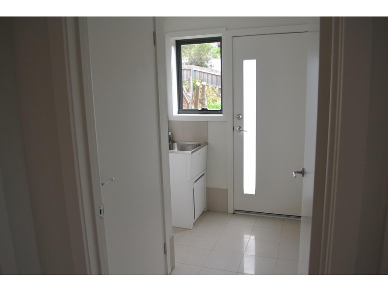 1/27 Auburn Road, Kingston Beach TAS 7050