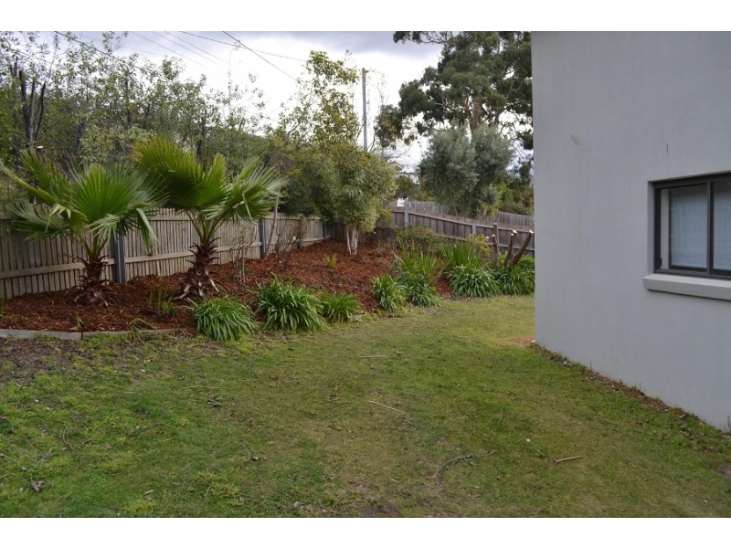 1/27 Auburn Road, Kingston Beach TAS 7050